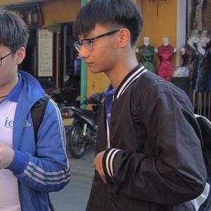 Meet your Posher, Quy